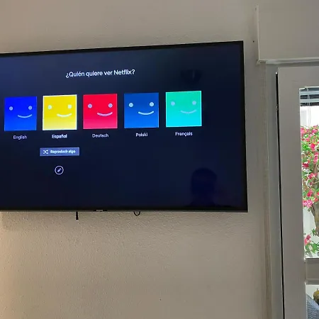 Calle San Carlos 132 * Alicante