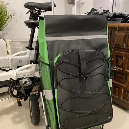 Calle San Carlos 132 Apartament